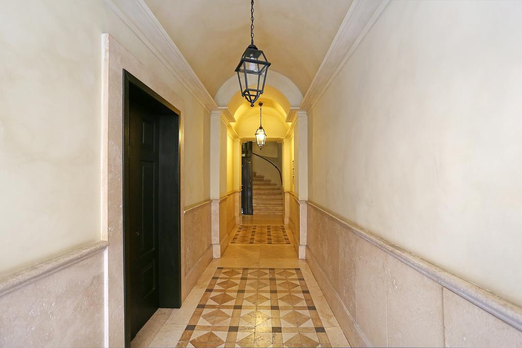 Piazzetta De' Monti Suites Rome Luaran gambar